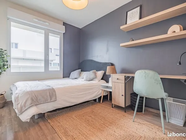 Location de 5 chambres dans maison rénové avec 100m² de jardin proche Citadelle d'Arras