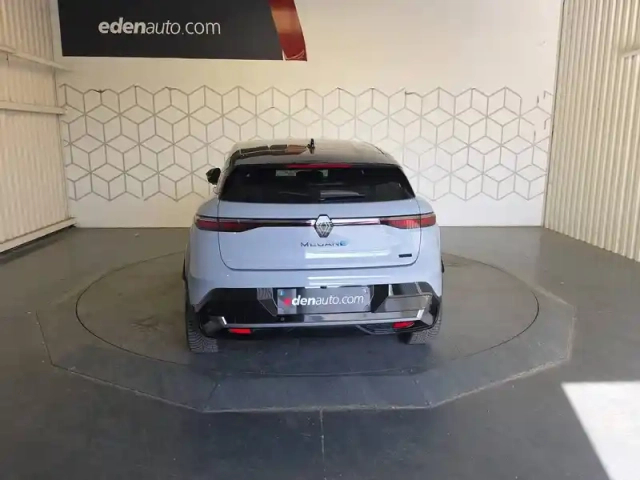 Renault Megane e-tech 220 ch autonomie confort — photo 4