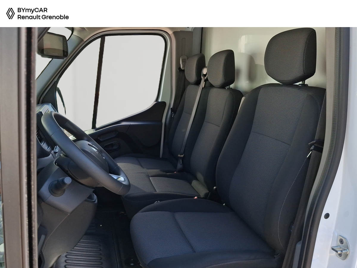 Renault MASTER PHC TRAC F3500 L3H1 BLUE DCI 145 EURO VI — photo 11