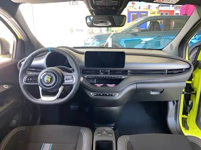 Abarth 500 e 155 ch — photo 5