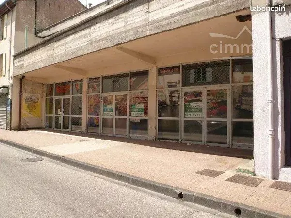 Local commercial 130 m² Le Teil