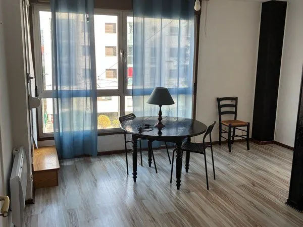 Location T2 meublé 55m² - Gare Viotte - Balcon, garage sécurisé - Disponible