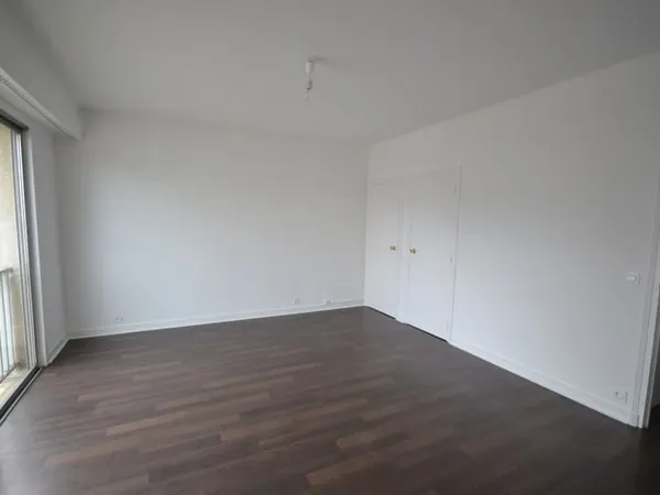 A LOUER - QUARTIER CANCLAUX - APPARTEMENT T1 BIS - PARKING COUVERT
