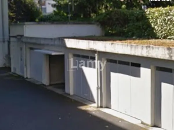 Garage/box 15 m² Annecy
