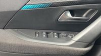 Peugeot 2008 1.2 PureTech 100ch S&S Style — photo 19