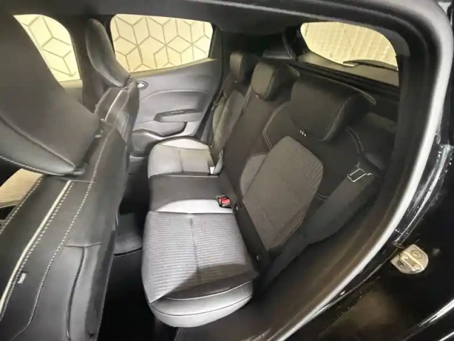 Renault Clio tce 90 — photo 18