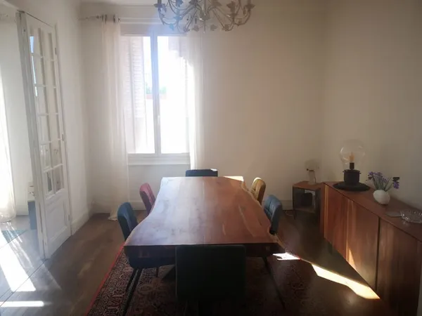 Grand appartement T5 - 116m2- Montluçon