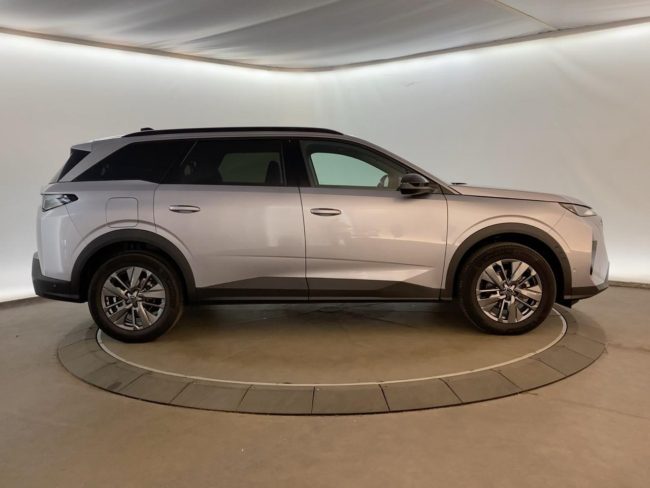Peugeot 5008 hybrid 145 ch e-dcs6 allure — photo 4