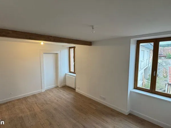 Neuf rénové- 3 chambres - jardin & atelier