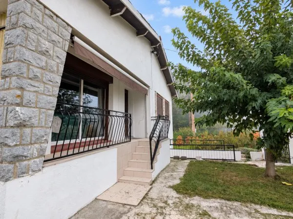 Maison 4 pièces 77 m²