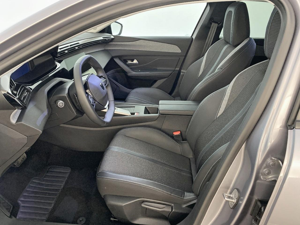 Peugeot 308 hybrid 145 e-dcs6 allure — photo 9