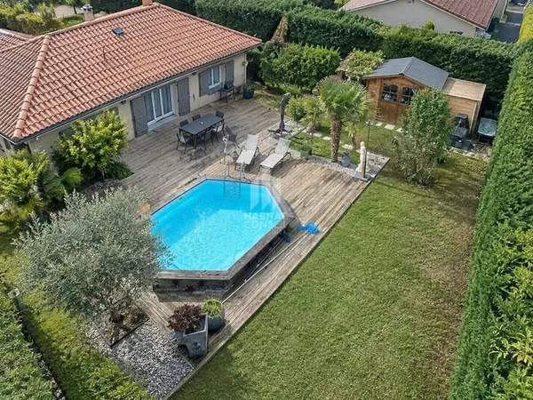 Maison de plain-pied 4 pièces 93 m²