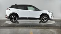 Peugeot 2008 1.2 PureTech 130ch S&S GT EAT8 — photo 4