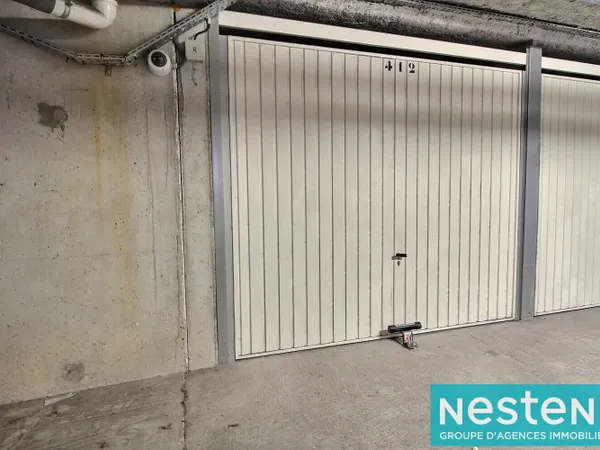 Garage à vendre à Décines Charpieu - Rare sur le marché