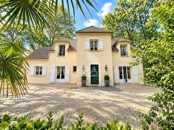 Maison 7 pièces 165 m²