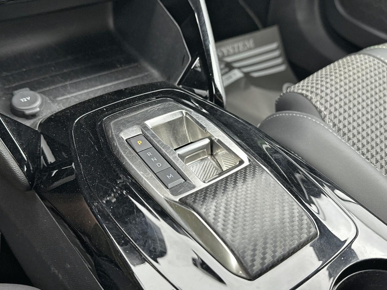 Peugeot 2008 puretech 130 s&s eat8 gt — photo 29