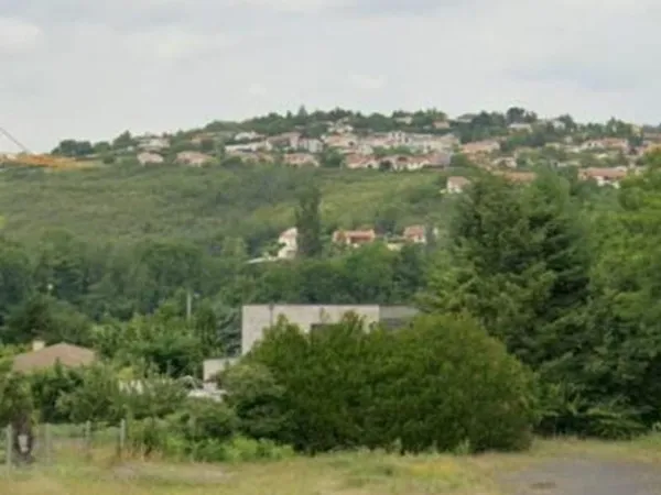 Terrain à bâtir de 367m² à Veyre-Monton
