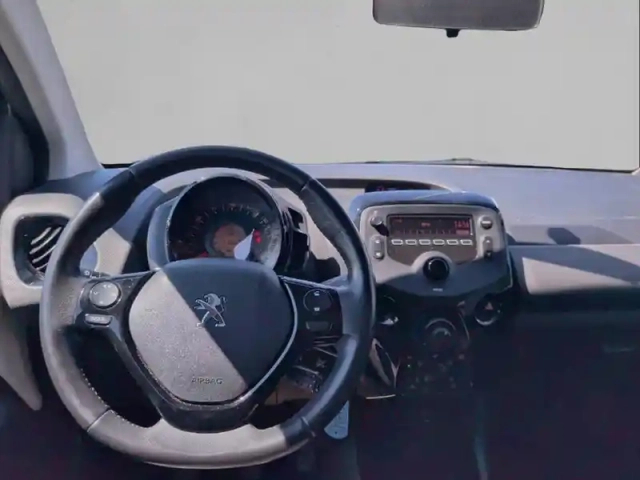 Peugeot 108 vti 72ch bvm5 — photo 23