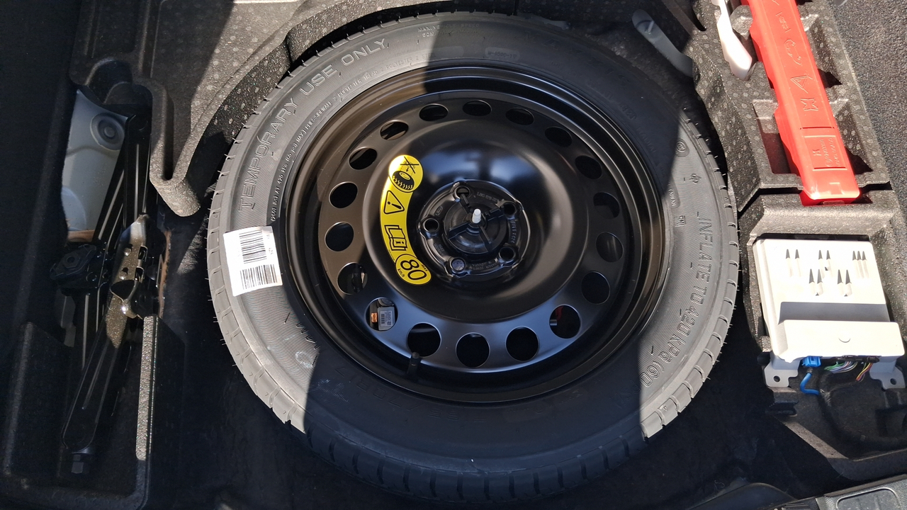 Ford Kuga 2.5 Duratec 180 ch FlexiFuel FHEV E85 Powershift — photo 15