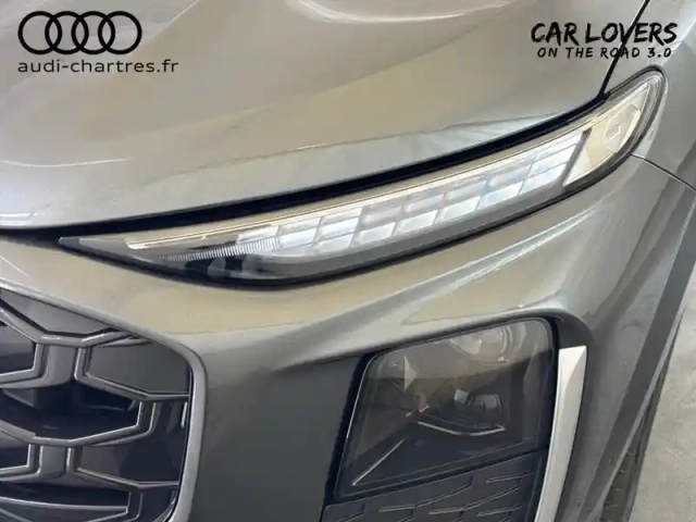 Audi Q3 e-hybrid 272 ch s tronic 6 — photo 22