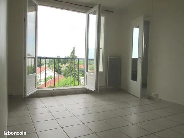 T2 sans vis a vis - L'Oiselet - balcon