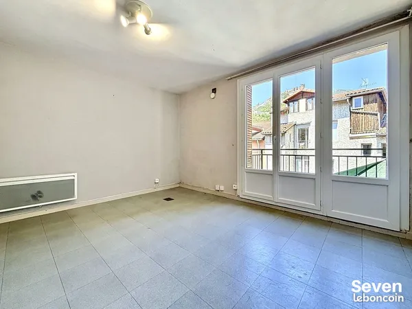 Studio 1 pièce 24 m²