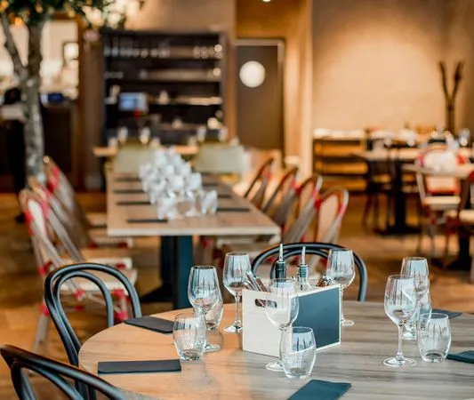 Restaurant 230 m² Massy
