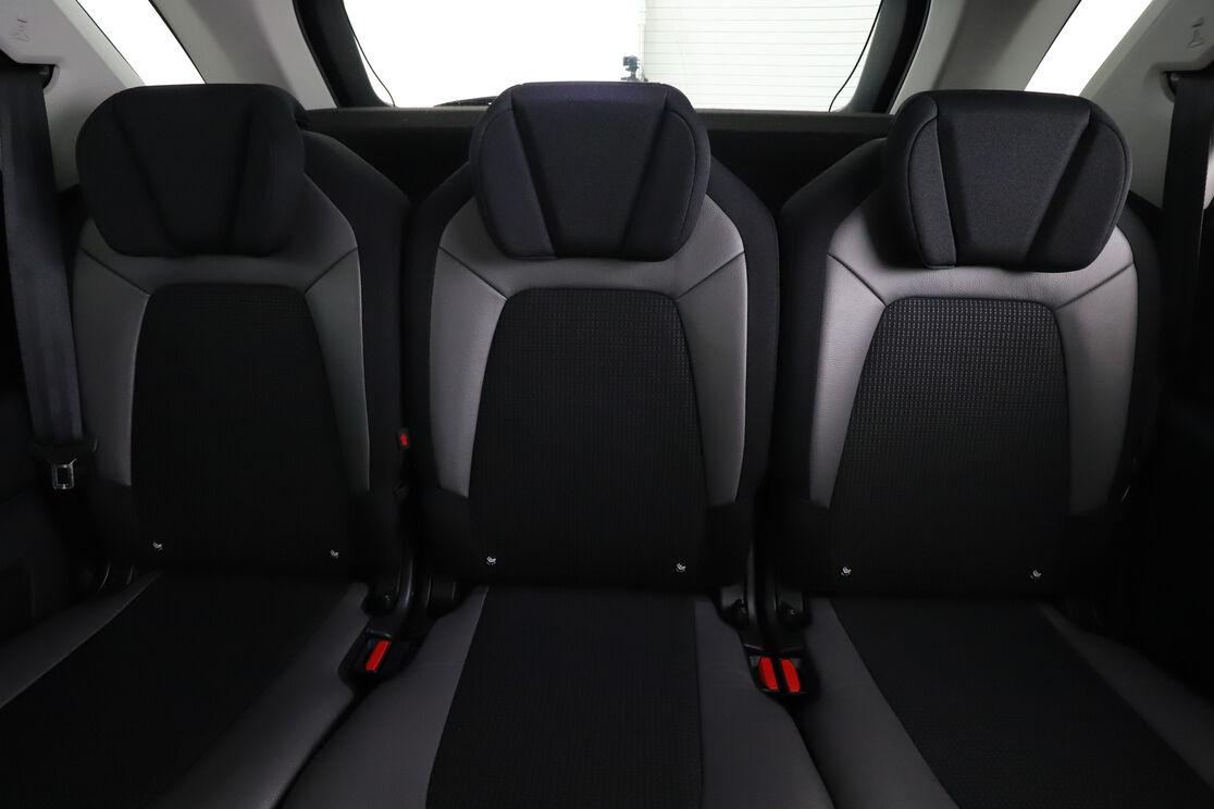 Citroen C4 Picasso 1.6 Blue-HDi Exclusive EAT6 — photo 13