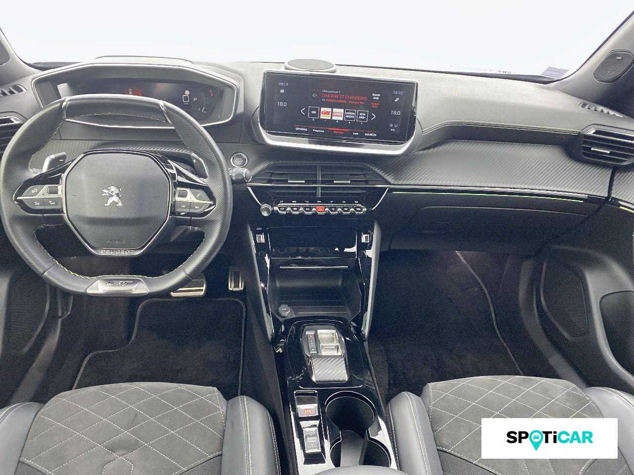 Peugeot 2008 1.2 puretech 155ch s&s gt pack eat8 — photo 8