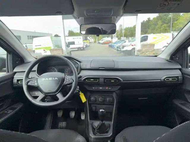 Dacia Sandero tce 90 gsr2 — photo 6