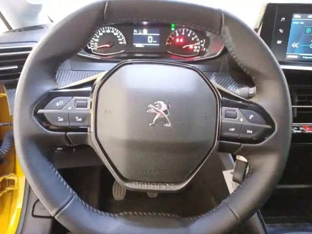 Peugeot 208 puretech 75 s&amp;s bvm5 — photo 69