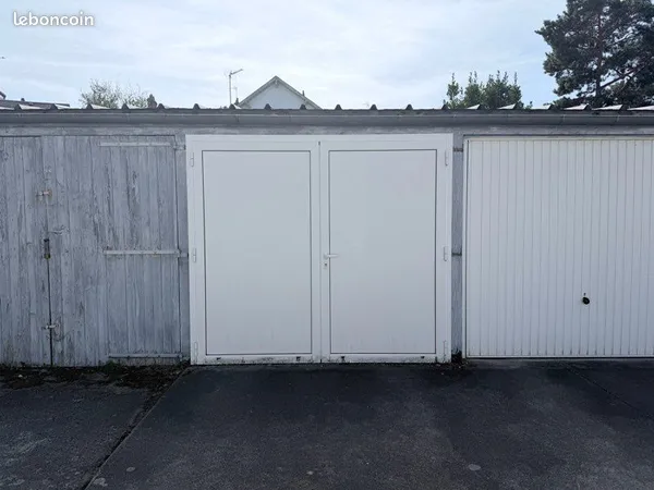 Garage à louer quartier des Prébendes