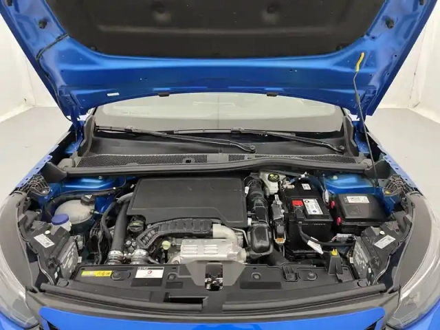 Peugeot 2008 puretech 130 s&amp;s eat8 — photo 21