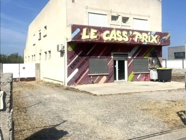 Local commercial + appartement | Terrasse 50 m² | Parcelle 1201 m²