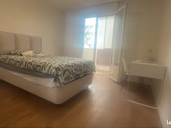 Colocation étudiante :logement meublé neuf proximité immédiate centre ville