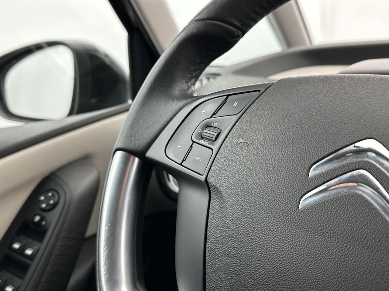 Citroën C4 spacetourer puretech 130 s&s eat8 origins — photo 17