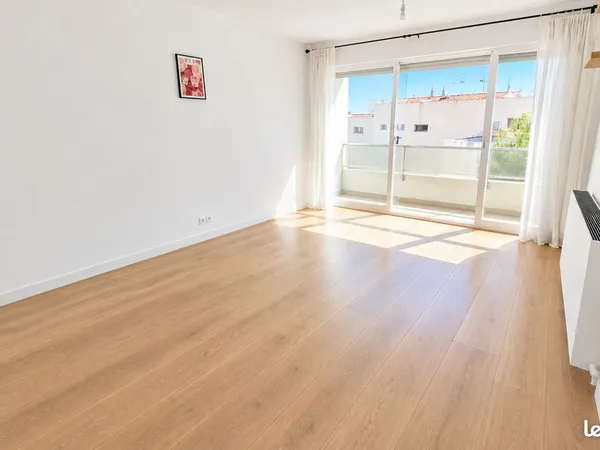Appartement studio 30m2 + Parking