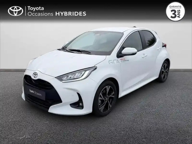 Toyota Yaris 116h design 5p my25 — photo 1