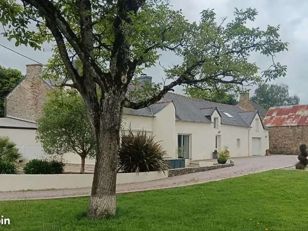 Maison type longère le Sourn
