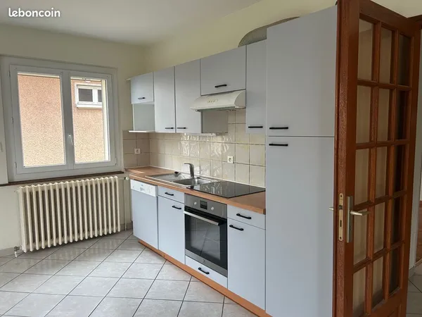 Appartement Location La Roche-sur-Foron 4p 83m² 1360€