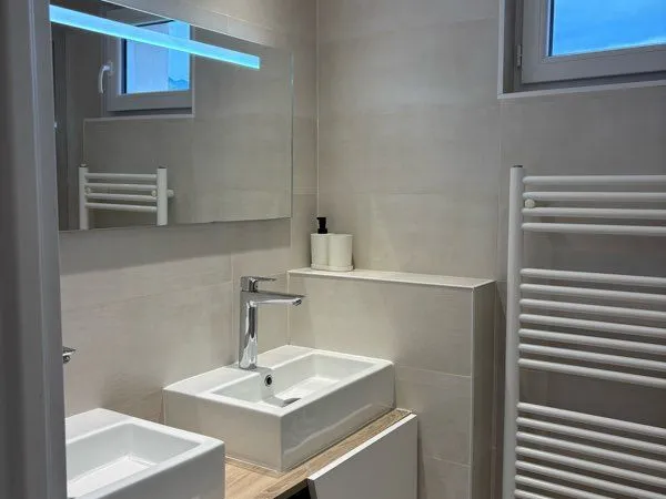 🔑 T4 confortable et équipé - 3 chambres - Disponible