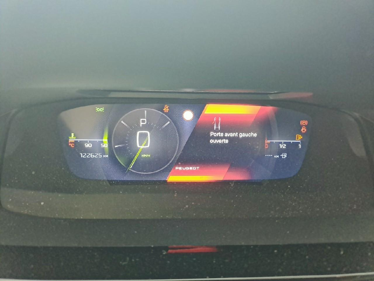 Peugeot 408 puretech 130 ch s&s eat8 gt — photo 27