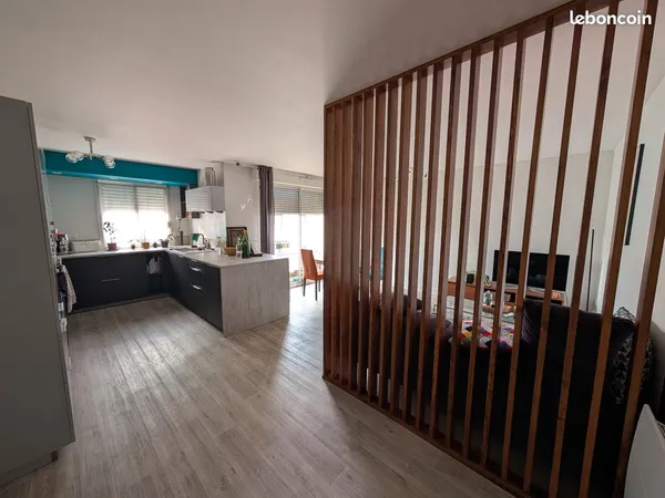 NIORT CENTRE / GARE - Superbe T3 de 65 m² avec Balcon, Garage et Cave