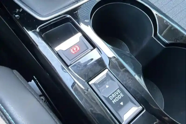 Peugeot 208 bluehdi 100 s&amp;s bvm6 — photo 24