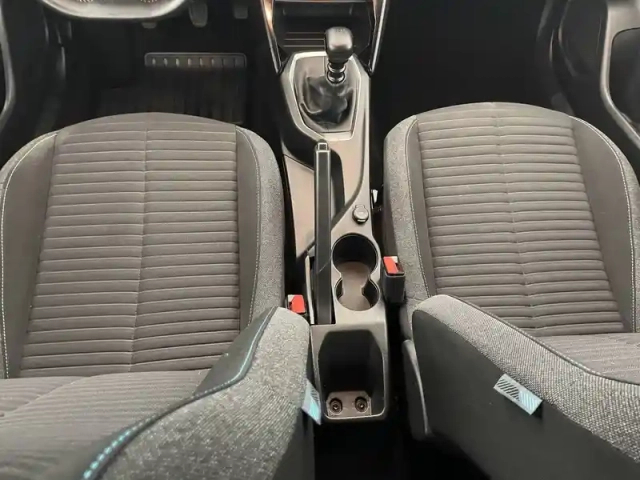 Peugeot 2008 puretech 100 s&amp;s bvm6 — photo 57