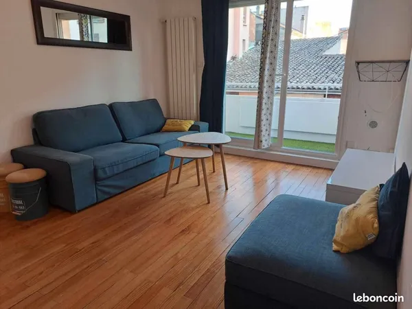 T3 meublé 65 m2 + balcon 10m2- centre ville