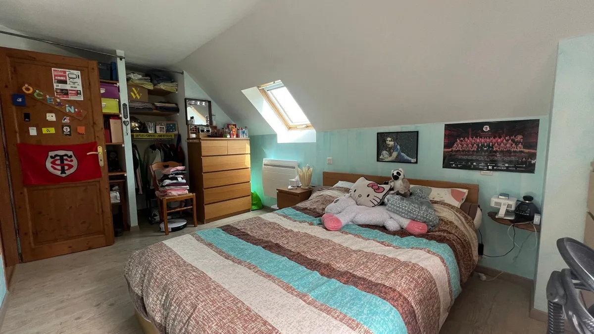 Photo 8