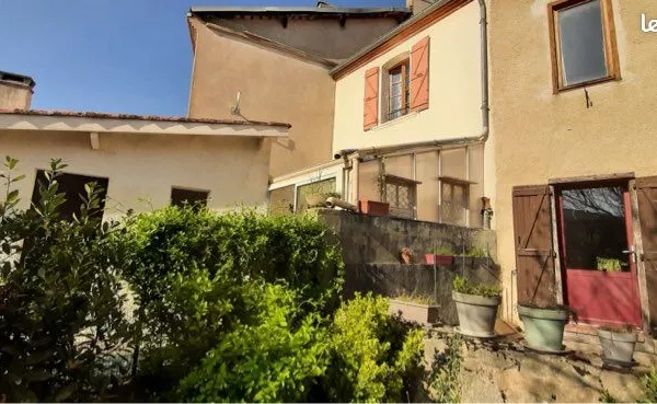 Maison individuelle à étage