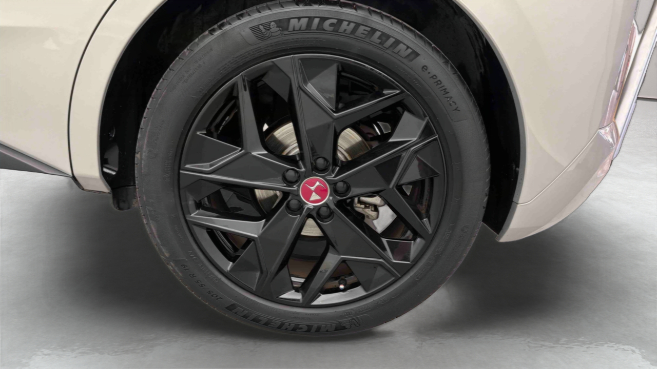 DS 4 PureTech 180 EAT8 — photo 19