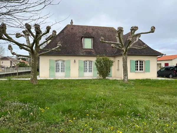 Maison périgourdine 6 pièces 104 m²